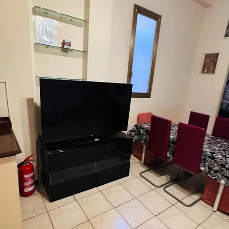 Kotel Lorenzo Il Magnifico 公寓 *